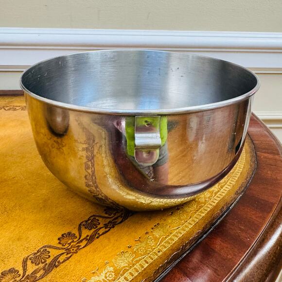 Farberware Stainless Steel 2 Piece Nesting Mixing Bowl Set Thumb Rings - Picture 7 of 9